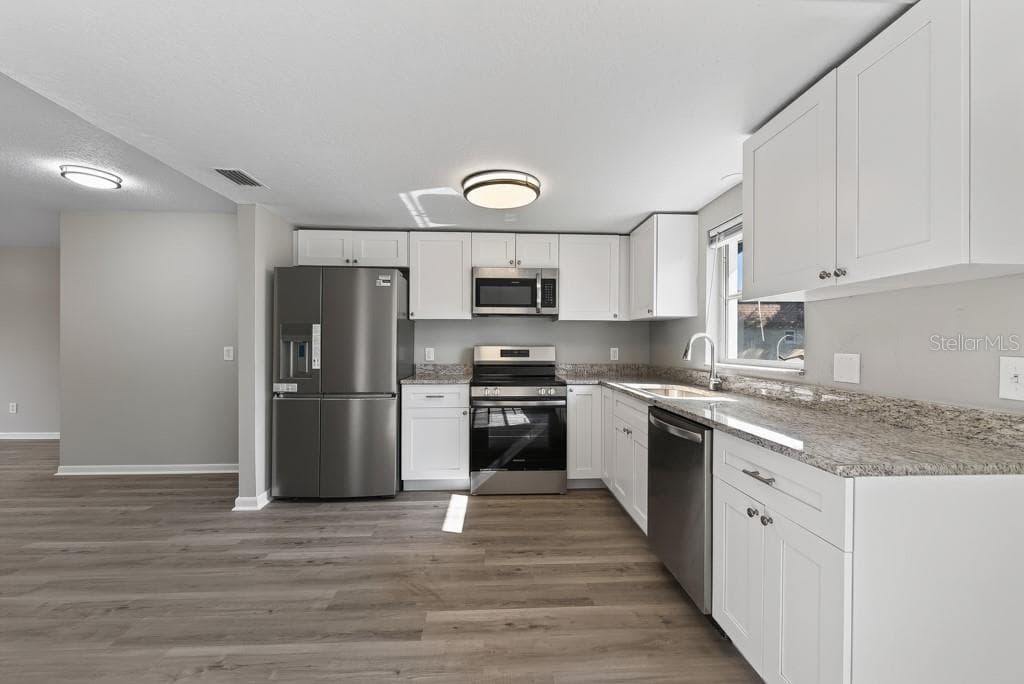 Condominium at 8265 VENDOME BLVD N, PINELLAS PARK, photo 15 of 37