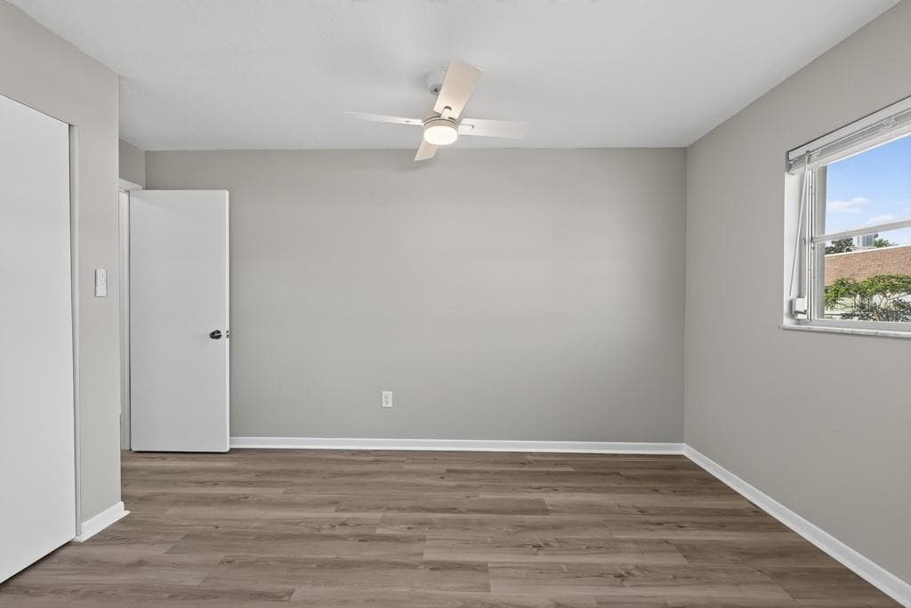 Condominium at 8265 VENDOME BLVD N, PINELLAS PARK, photo 28 of 37