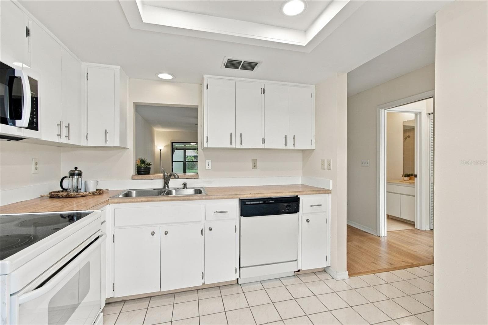 Villa at 7610 OAKMONT LN, NEW PORT RICHEY, photo 11 of 38