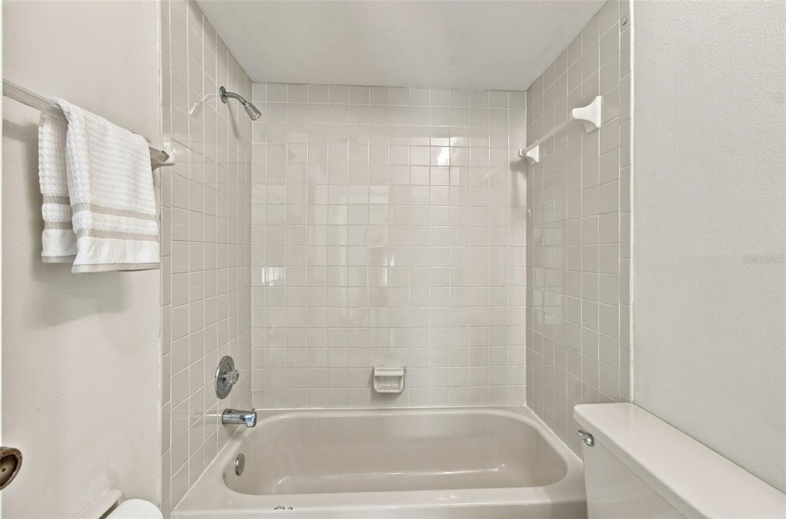 Bath 2 - 7610 OAKMONT LN, NEW PORT RICHEY