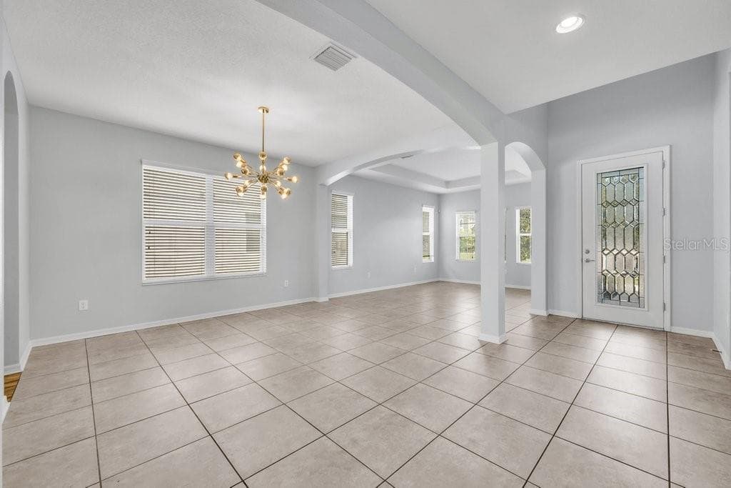 Single Family Residence at 7225 BLUE BEECH DR, RIVERVIEW, photo 6 of 47