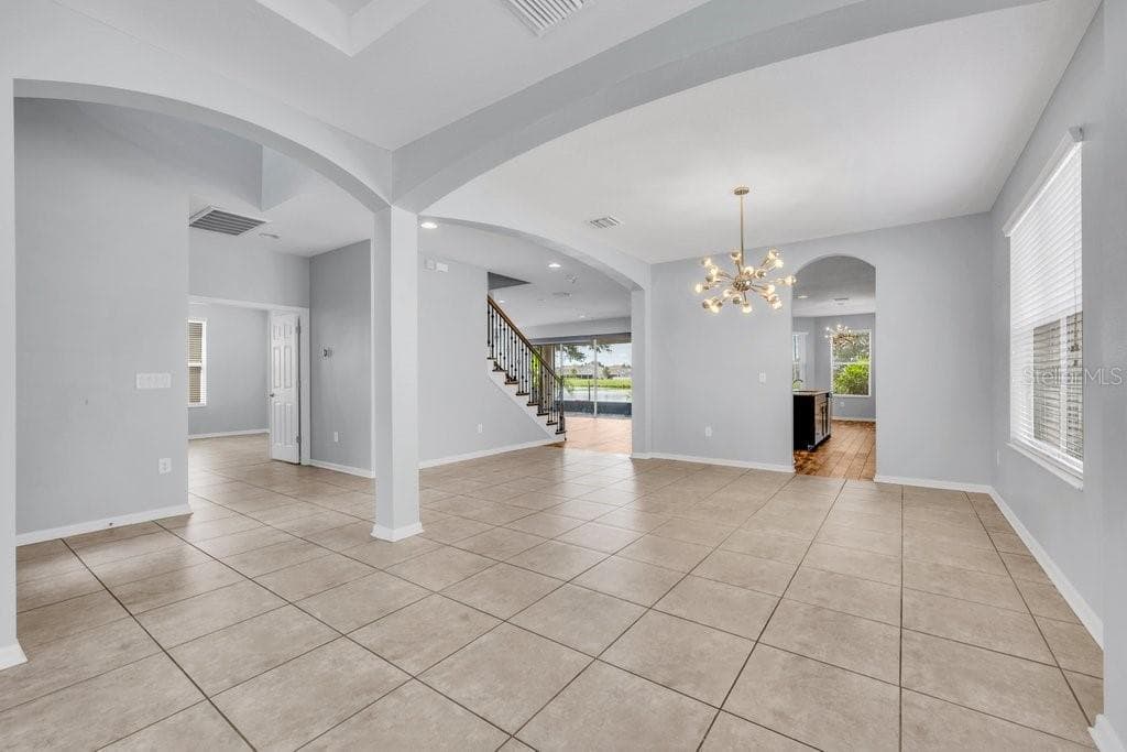 Single Family Residence at 7225 BLUE BEECH DR, RIVERVIEW, photo 8 of 47