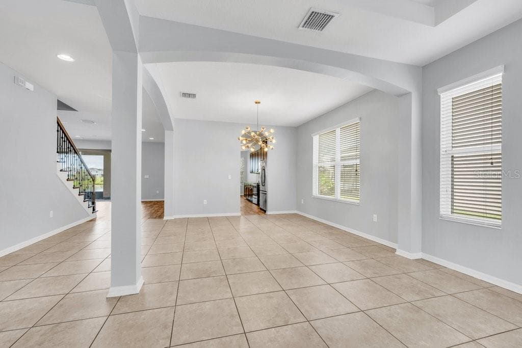 Single Family Residence at 7225 BLUE BEECH DR, RIVERVIEW, photo 9 of 47