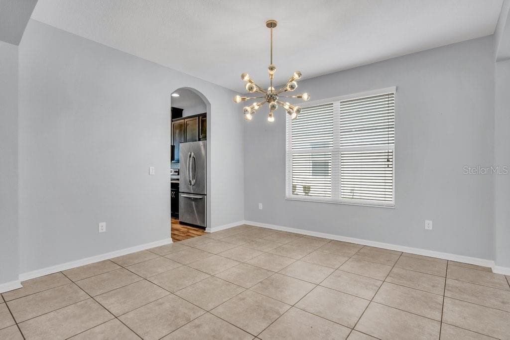 Single Family Residence at 7225 BLUE BEECH DR, RIVERVIEW, photo 10 of 47