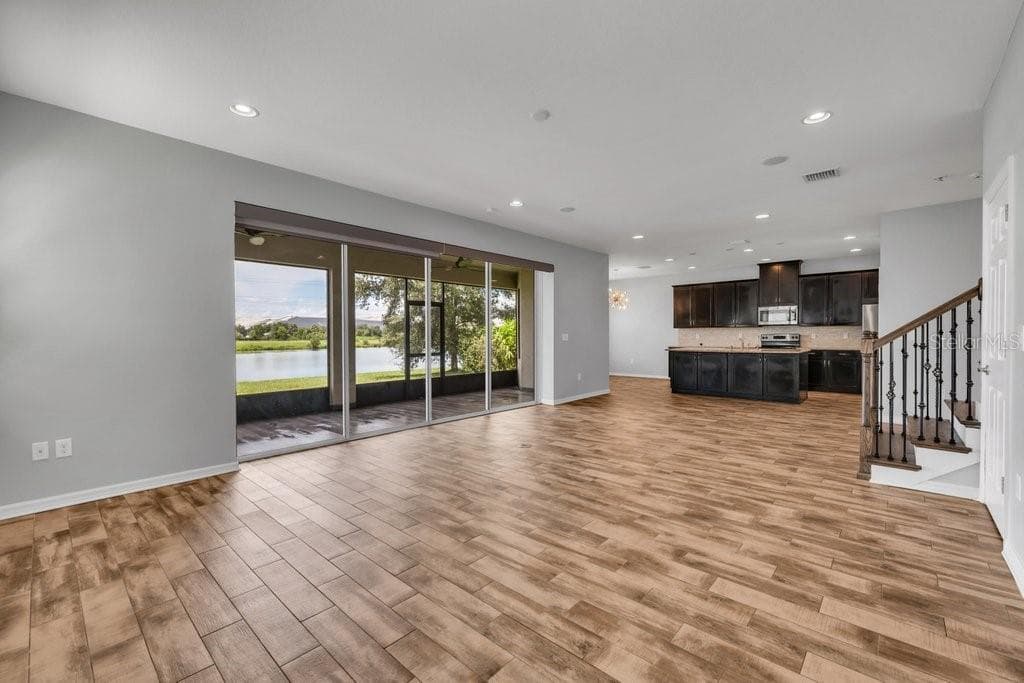 Single Family Residence at 7225 BLUE BEECH DR, RIVERVIEW, photo 13 of 47