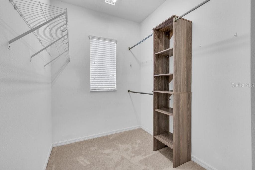 Single Family Residence at 7225 BLUE BEECH DR, RIVERVIEW, photo 32 of 47