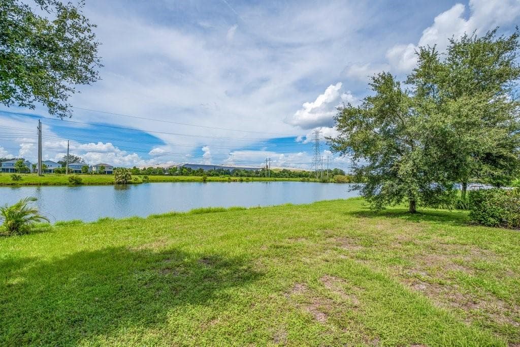 Single Family Residence at 7225 BLUE BEECH DR, RIVERVIEW, photo 43 of 47