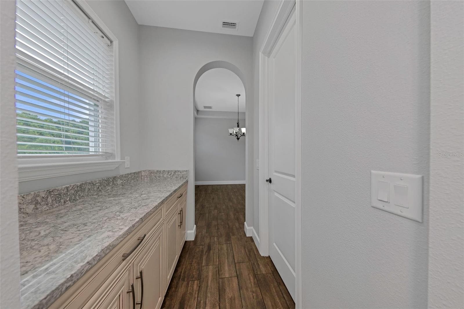 Single Family Residence at 17807 HOWSMOOR PL, LUTZ, photo 17 of 80
