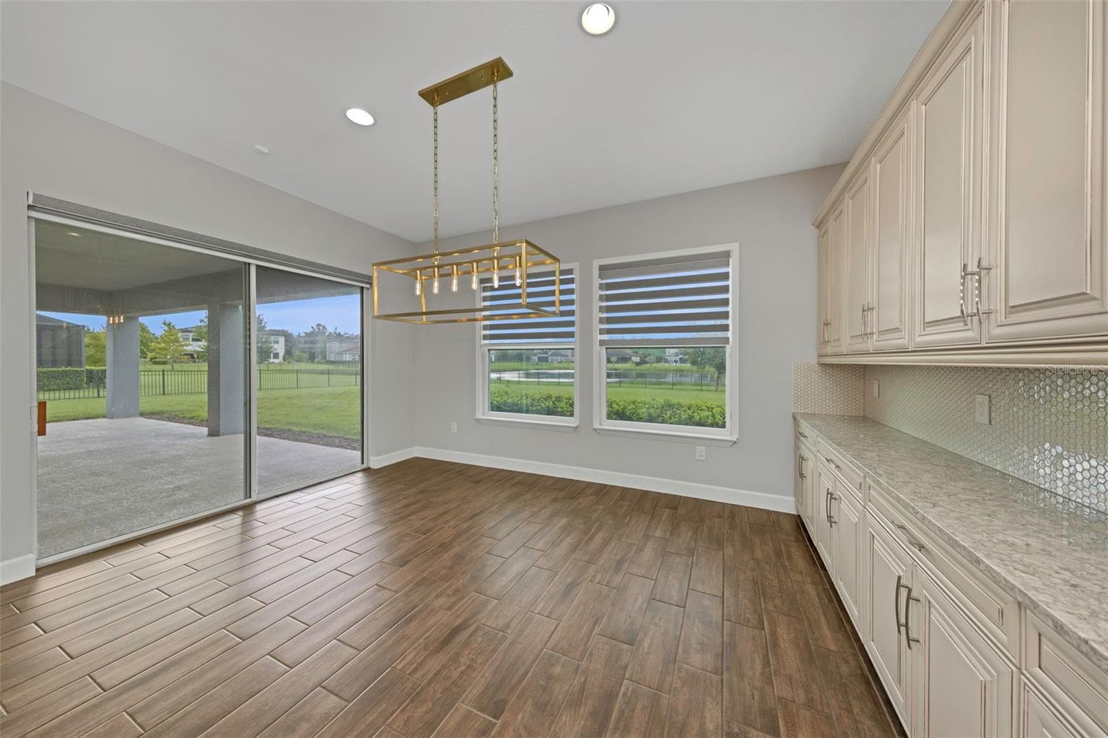 Single Family Residence at 17807 HOWSMOOR PL, LUTZ, photo 18 of 80