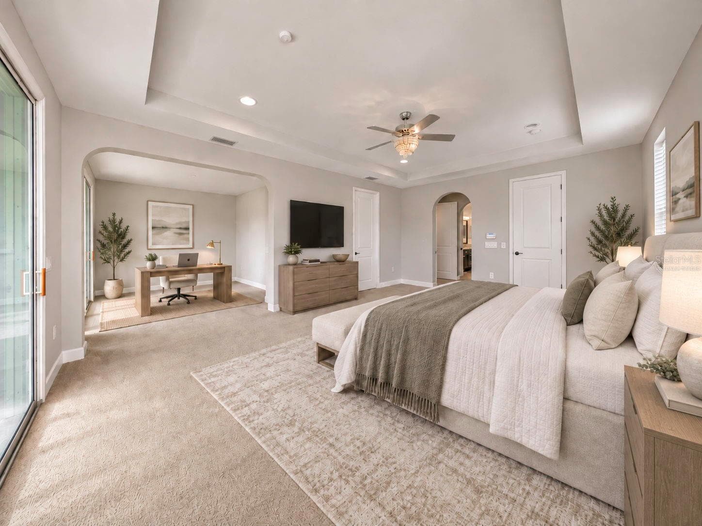 Virtually Staged - 17807 HOWSMOOR PL, LUTZ