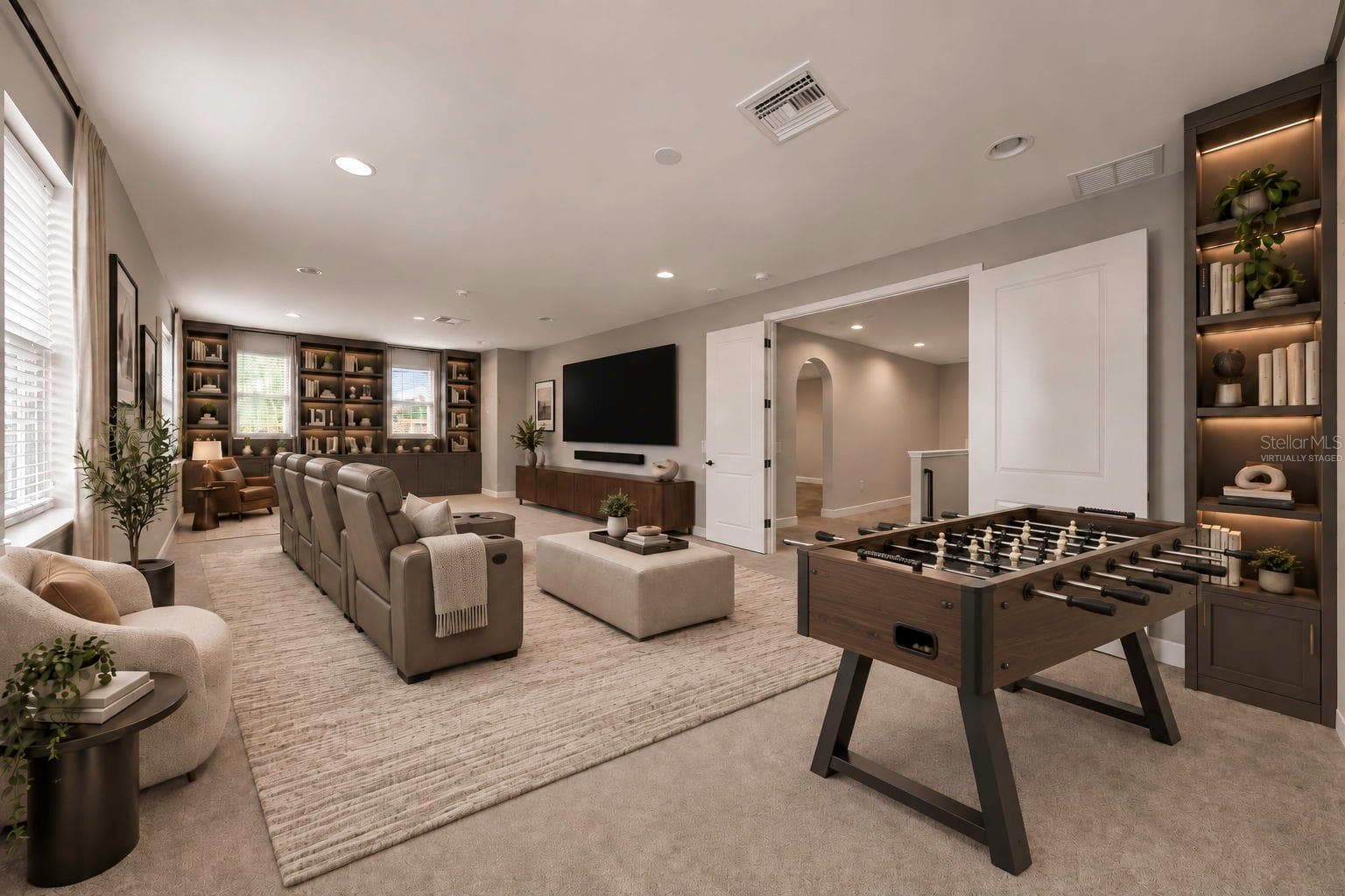 Virtually Staged - 17807 HOWSMOOR PL, LUTZ