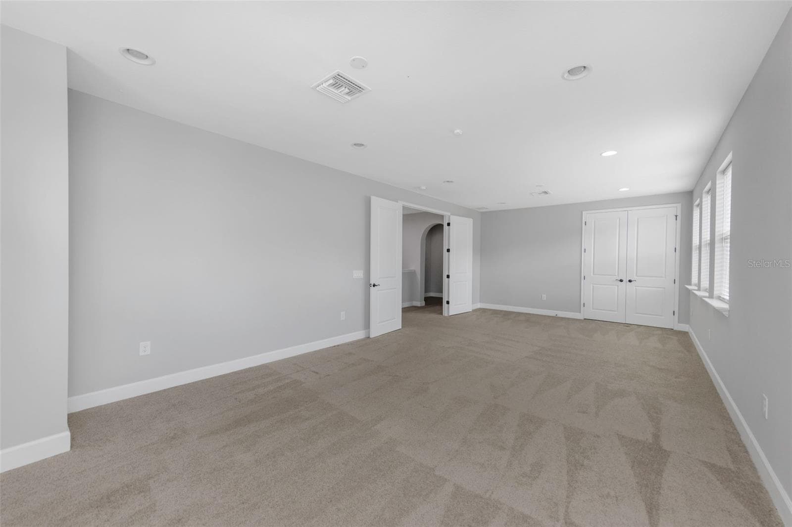Media room - 17807 HOWSMOOR PL, LUTZ