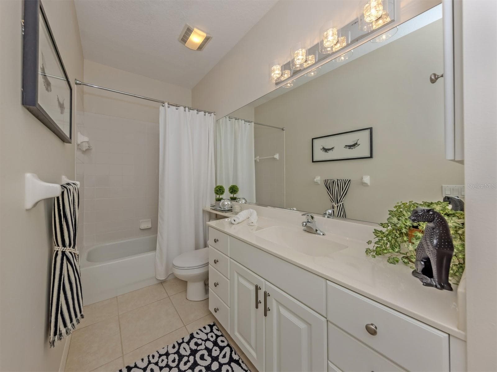 Condominium at 107 WOODBRIDGE DR #202, VENICE, photo 18 of 60