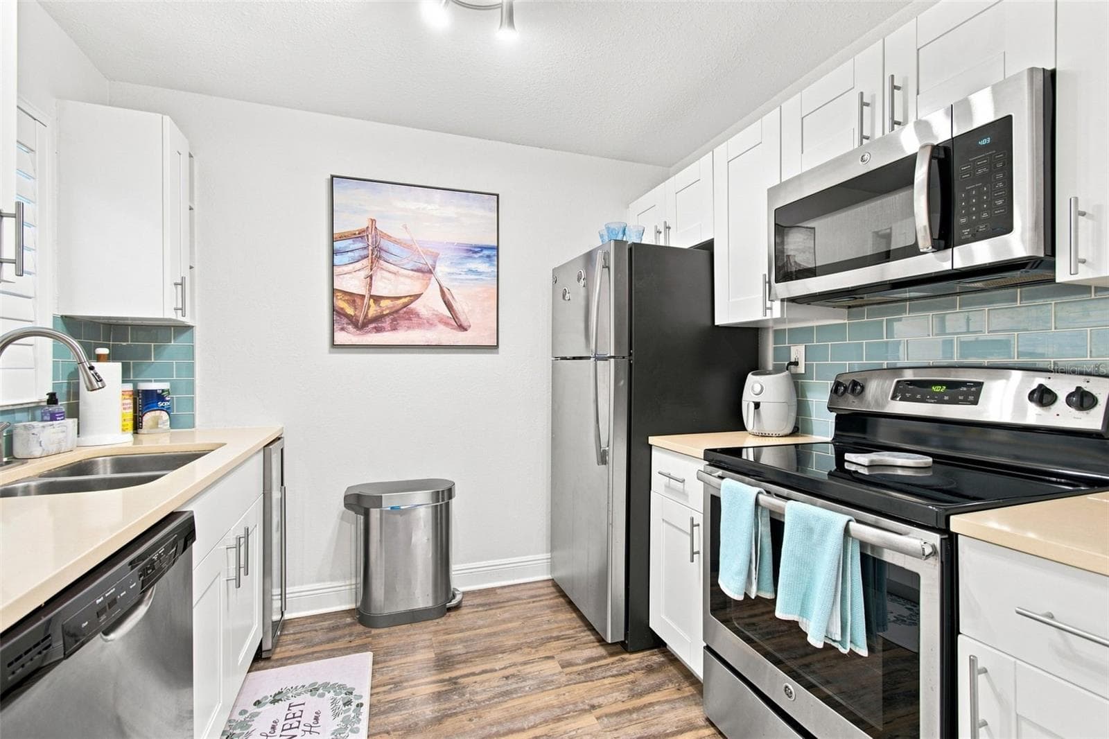 Condominium at 17035 GULF BLVD #216, NORTH REDINGTON BEACH, photo 7 of 44
