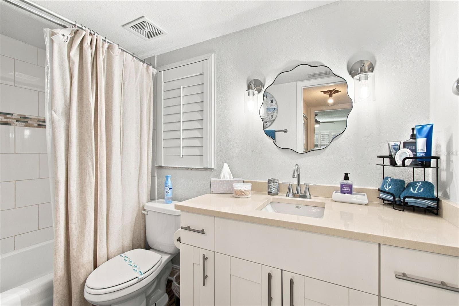 Condominium at 17035 GULF BLVD #216, NORTH REDINGTON BEACH, photo 20 of 44