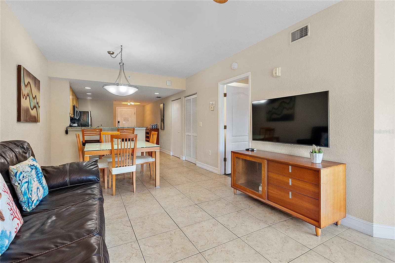 Condo - Hotel at 11605 GULF BLVD #203, TREASURE ISLAND, photo 5 of 54