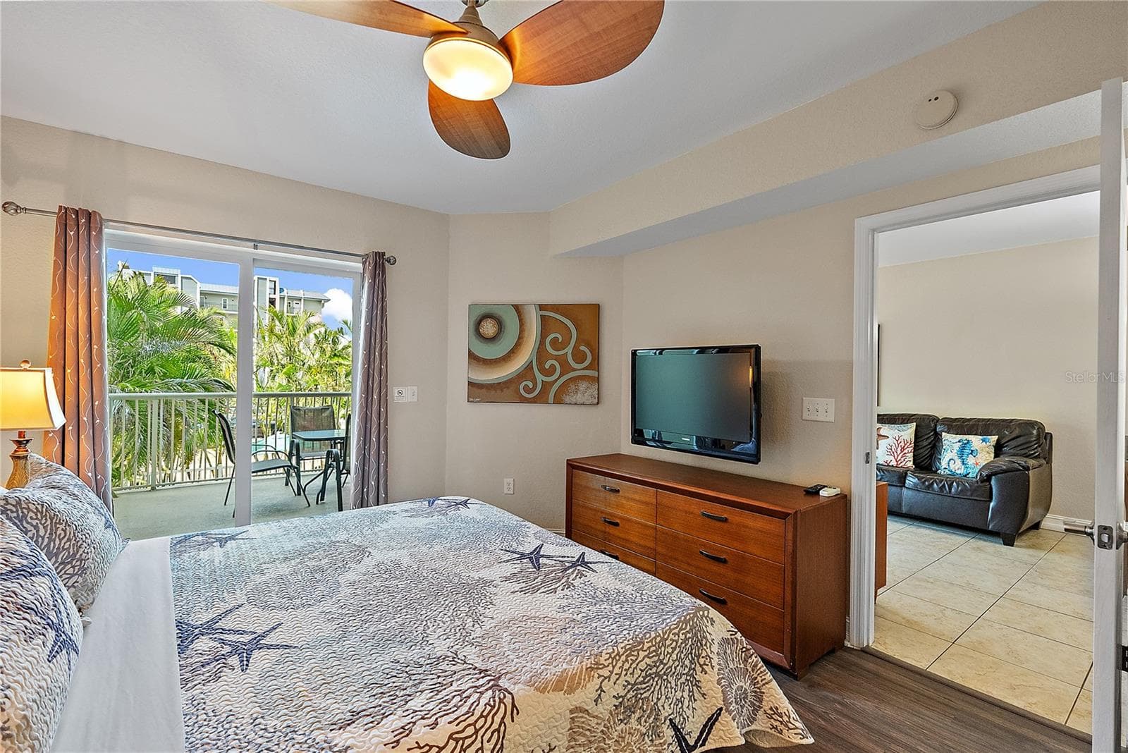 Condo - Hotel at 11605 GULF BLVD #203, TREASURE ISLAND, photo 11 of 54