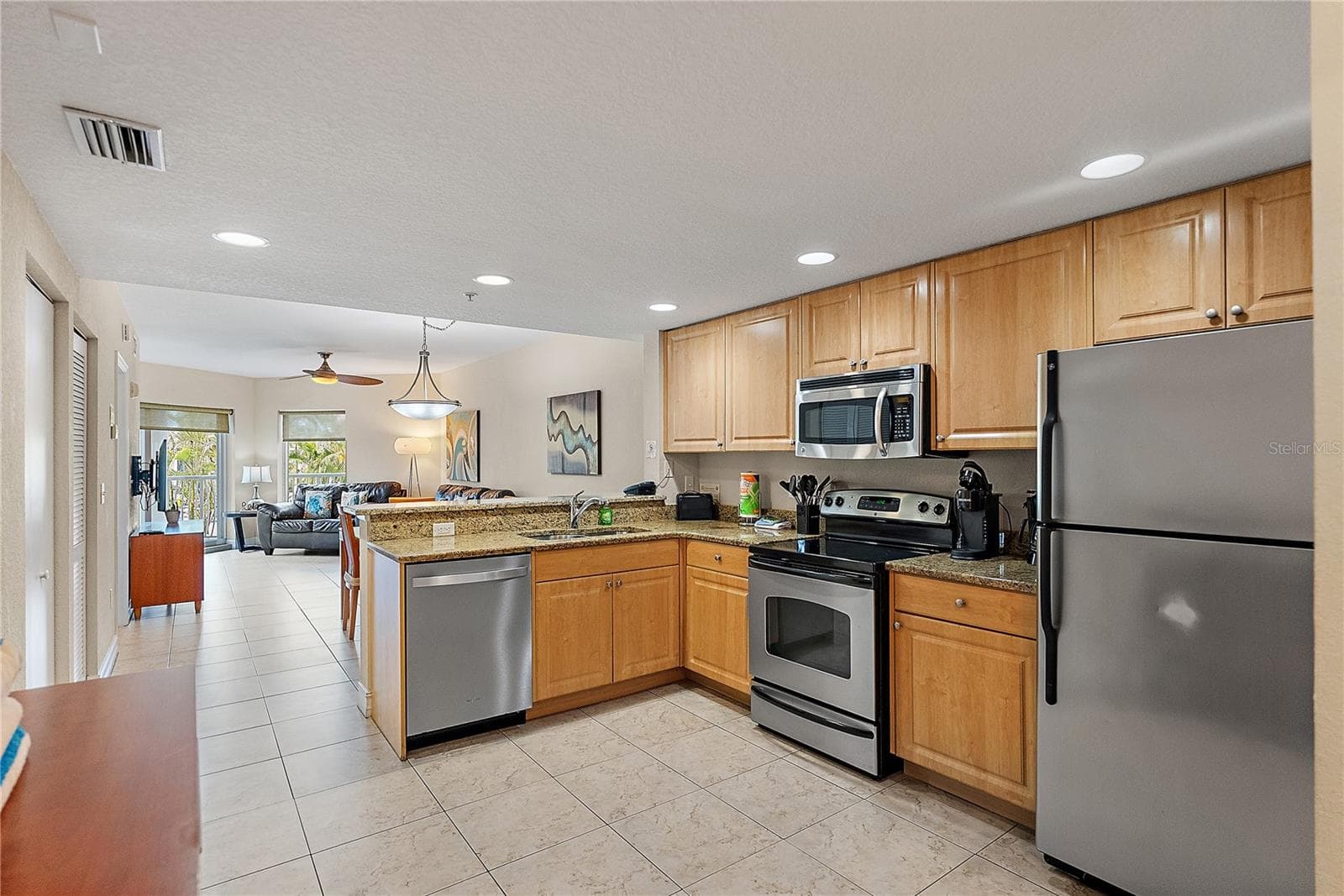 Condo - Hotel at 11605 GULF BLVD #203, TREASURE ISLAND, photo 18 of 54