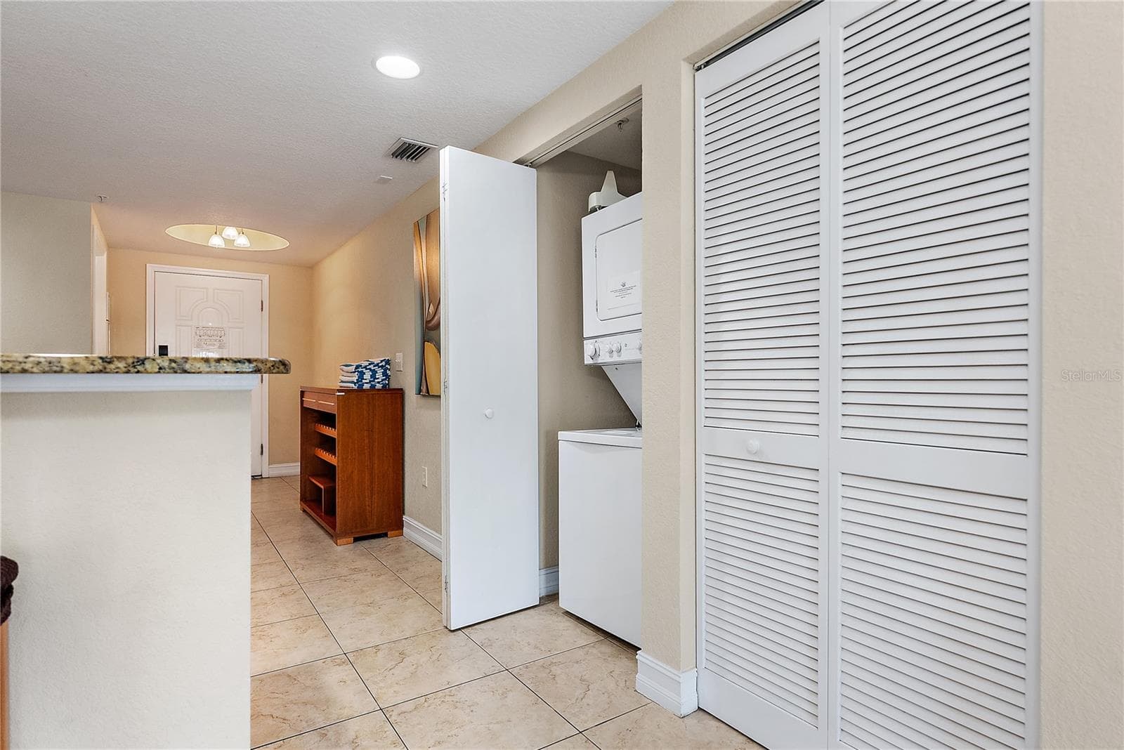 Condo - Hotel at 11605 GULF BLVD #203, TREASURE ISLAND, photo 22 of 54