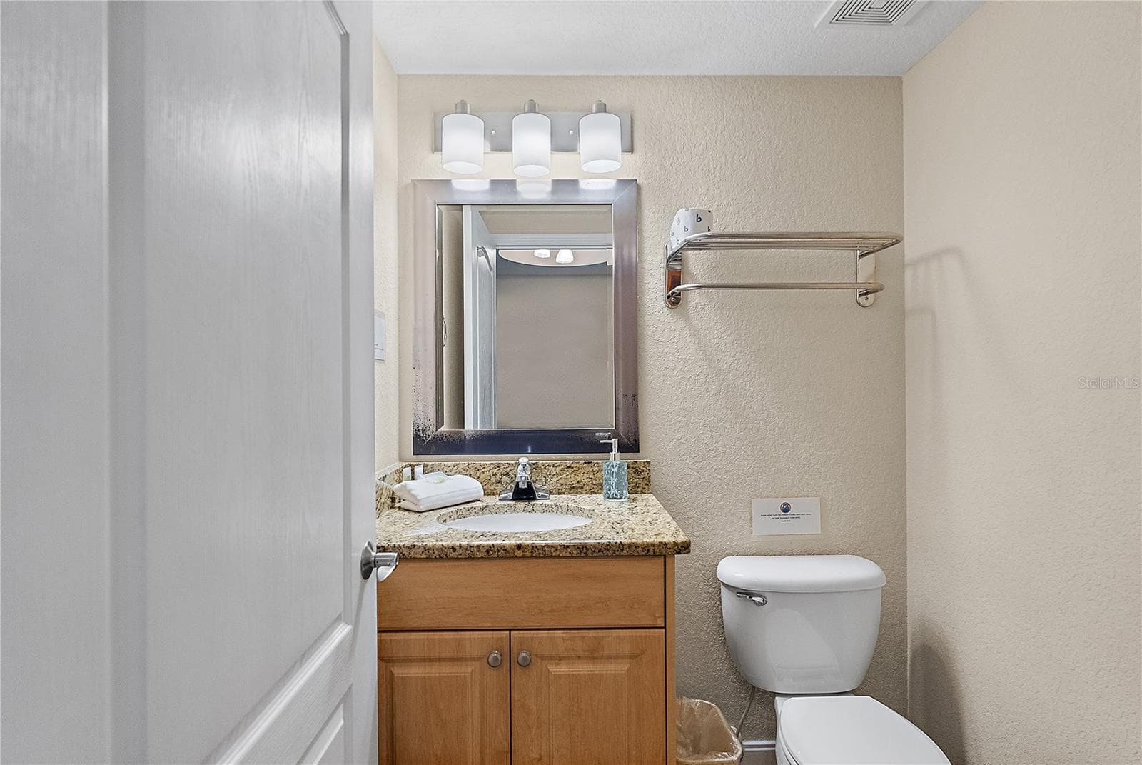 Condo - Hotel at 11605 GULF BLVD #203, TREASURE ISLAND, photo 23 of 54
