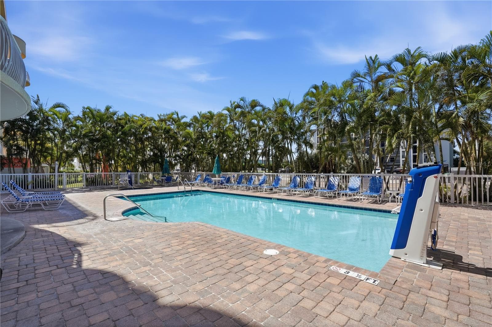 Condo - Hotel at 11605 GULF BLVD #203, TREASURE ISLAND, photo 35 of 54