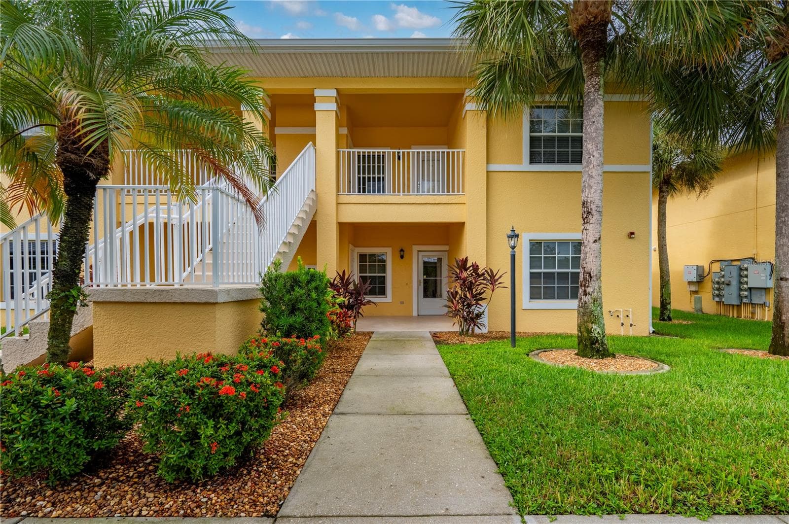 Condominium at 1295 SAXONY CIR #2106, PUNTA GORDA, photo 5 of 54