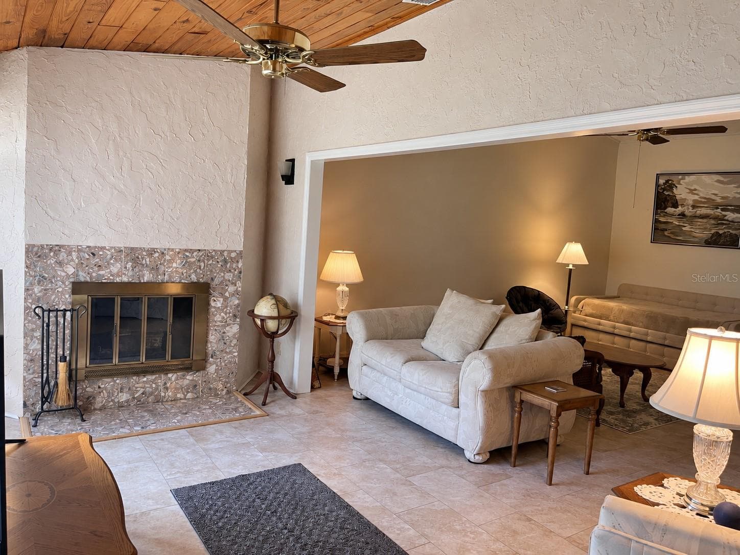 Bonus room off living room - 505 CLUBHOUSE DR, LAKE WALES