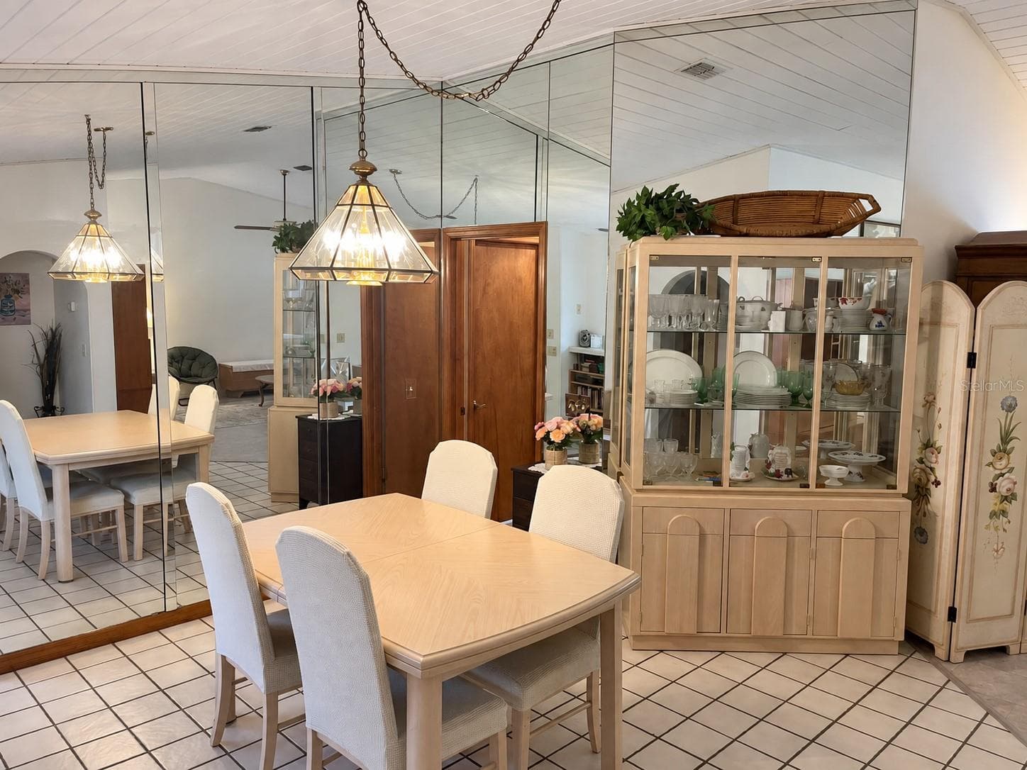 Villa at 505 CLUBHOUSE DR, LAKE WALES, photo 8 of 19