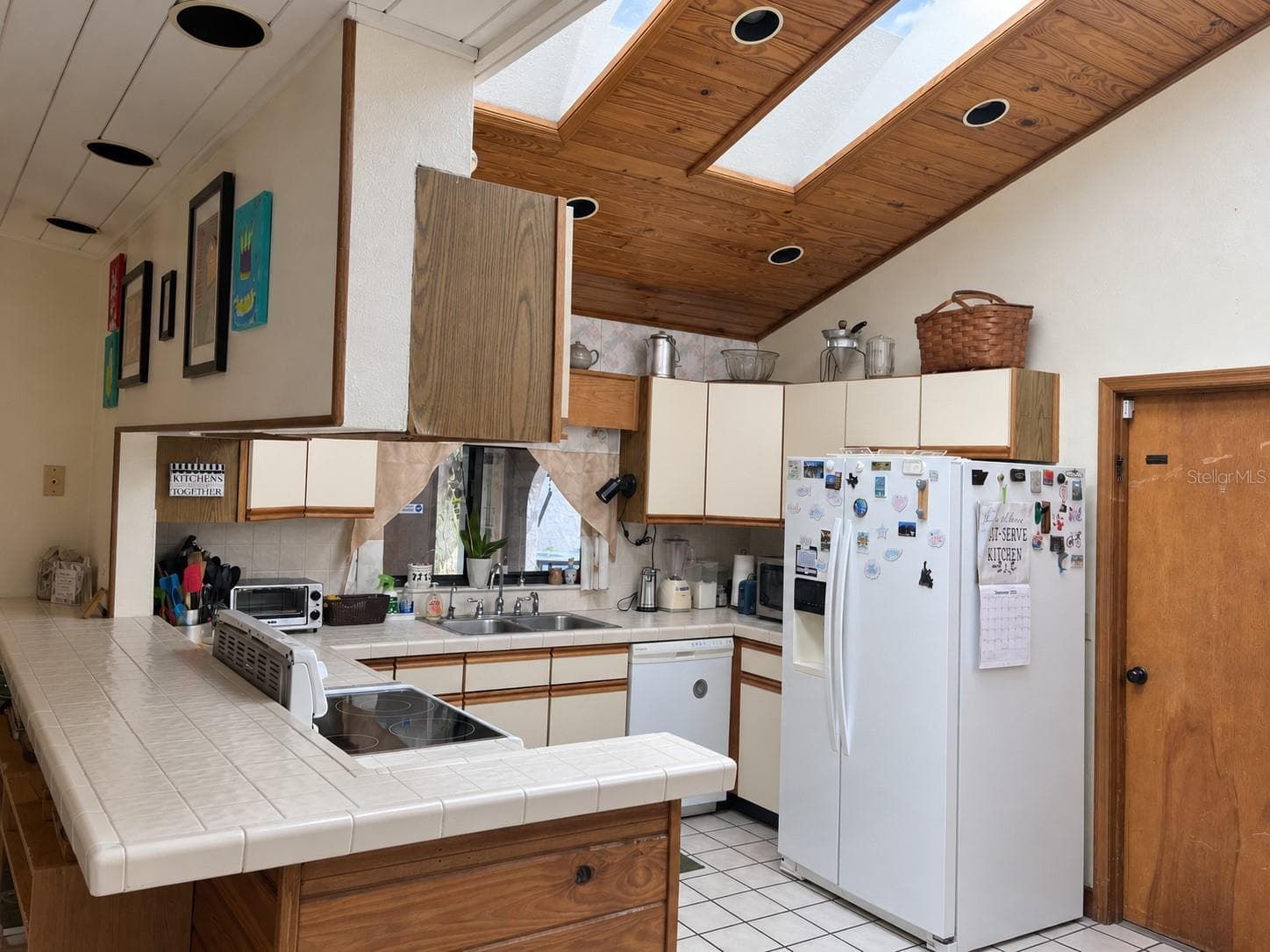 Villa at 505 CLUBHOUSE DR, LAKE WALES, photo 9 of 19