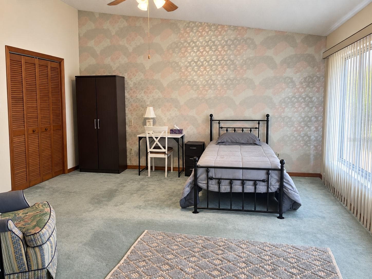 Master Bedroom - 505 CLUBHOUSE DR, LAKE WALES