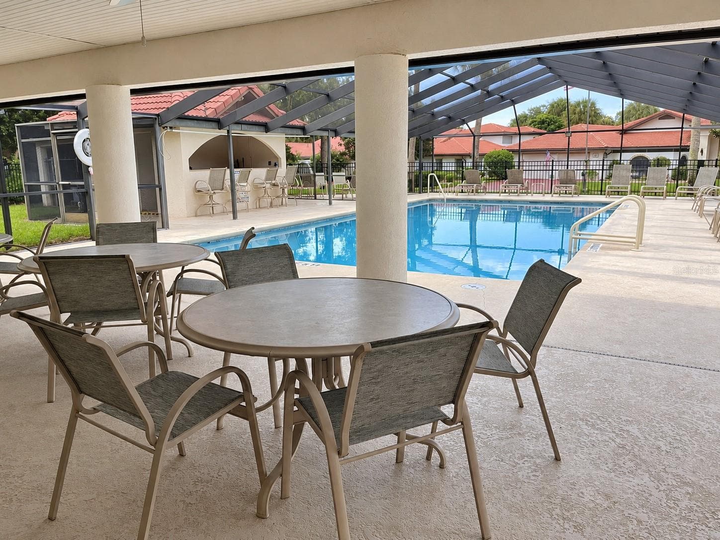 Clubhouse pool 2 - 505 CLUBHOUSE DR, LAKE WALES