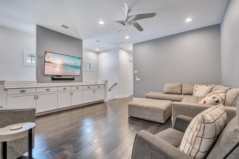 Single Family Residence at 8449 VIA VITTORIA WAY, ORLANDO, photo 32 of 93
