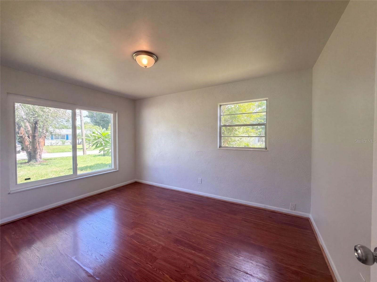 Single Family Residence at 3010 HATTON ST, SARASOTA, photo 4 of 25