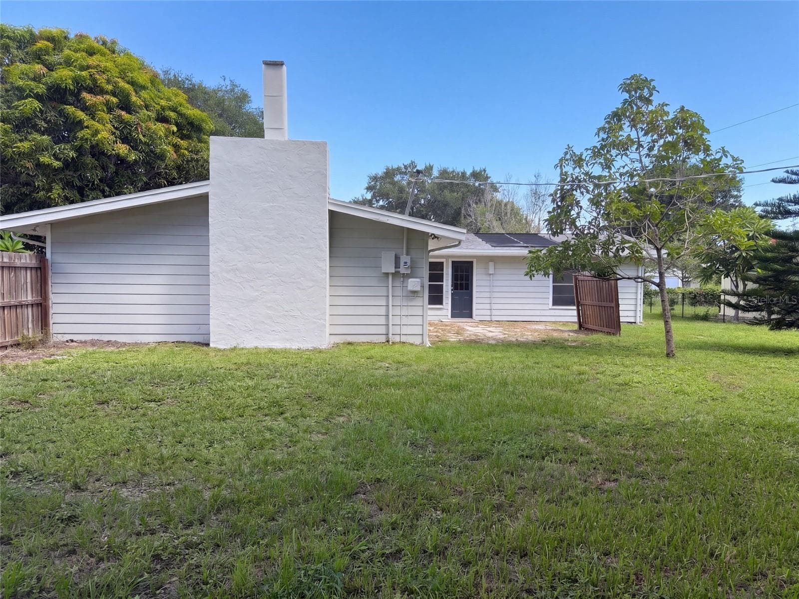 Single Family Residence at 3010 HATTON ST, SARASOTA, photo 22 of 25