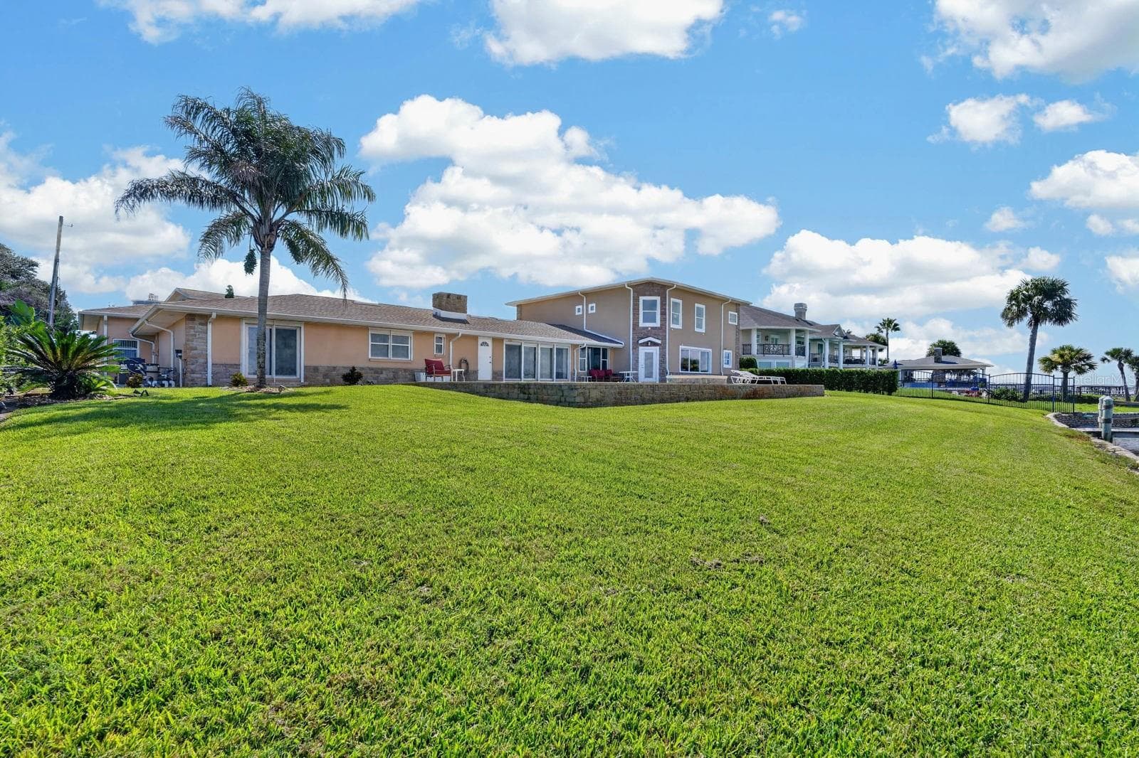 Single Family Residence at 14 GRANVILLE CIR, DAYTONA BEACH, photo 5 of 46