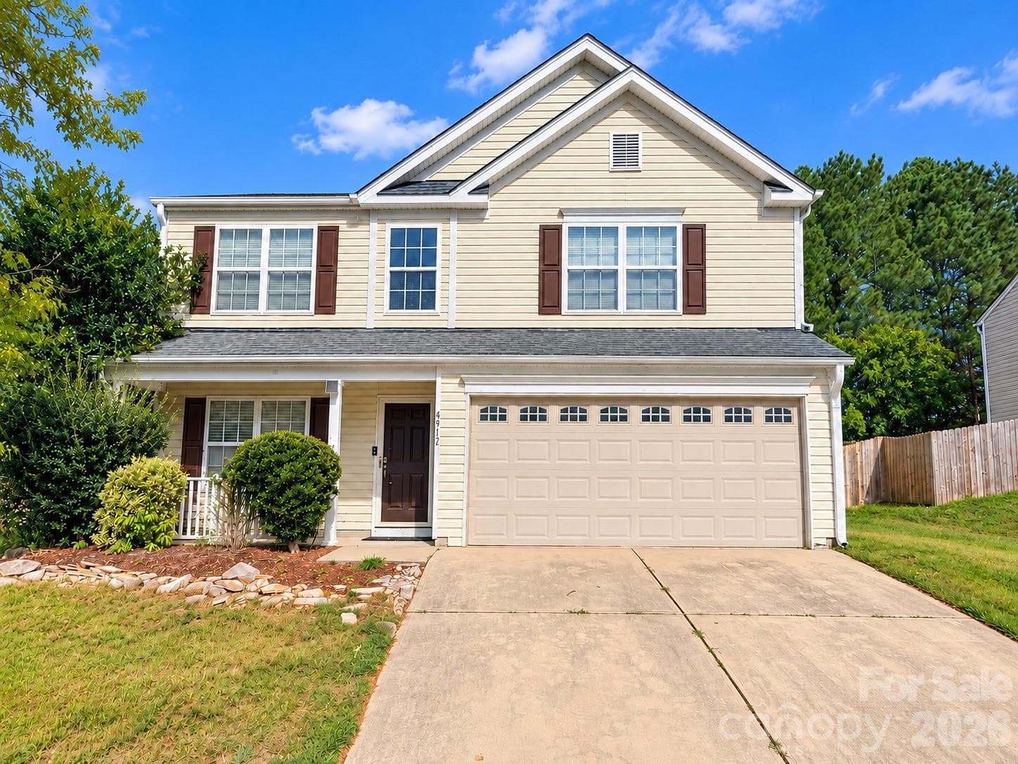 Single Family Residence at 4912 Alenja Lane, Raleigh, photo 2 of 38