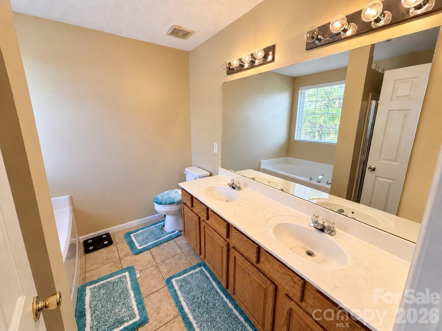 Single Family Residence at 4912 Alenja Lane, Raleigh, photo 20 of 38