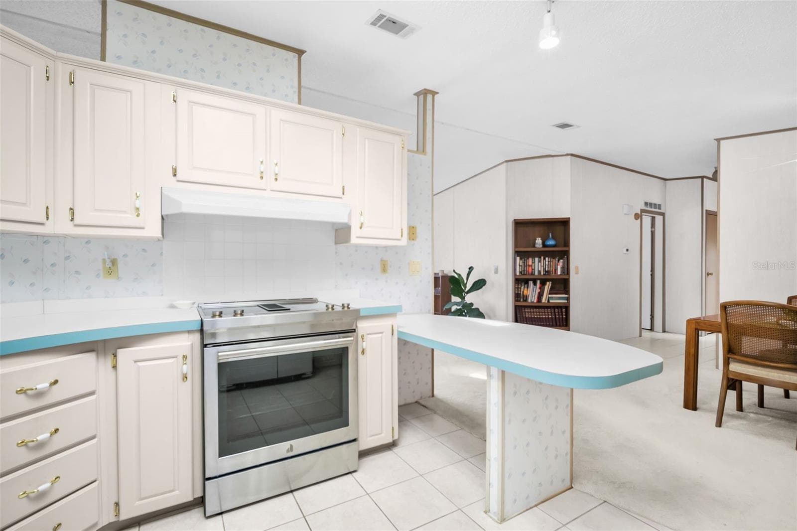 Kitchen - 428 PELICAN DR S, OLDSMAR