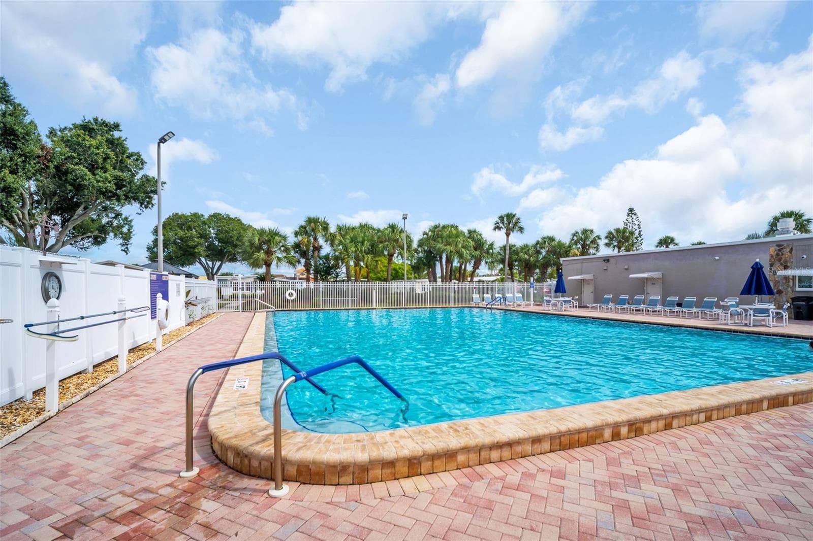 Pool - 428 PELICAN DR S, OLDSMAR