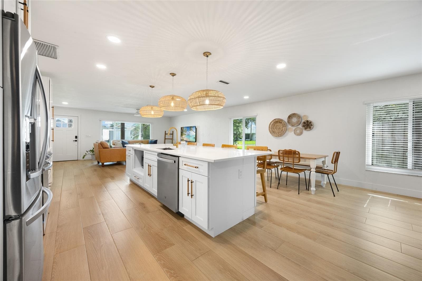 Single Family Residence at 43 CAPISTRANO DR, ORMOND BEACH, photo 15 of 44