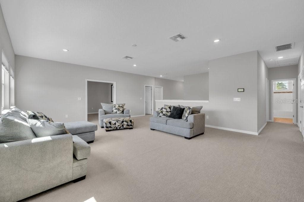Single Family Residence at 5412 CAMBERWELL LN, RIVERVIEW, photo 31 of 70