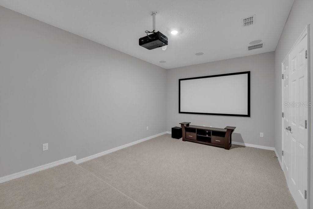 Single Family Residence at 5412 CAMBERWELL LN, RIVERVIEW, photo 32 of 70