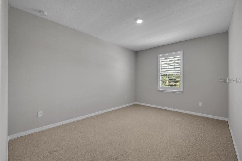 Single Family Residence at 5412 CAMBERWELL LN, RIVERVIEW, photo 35 of 70