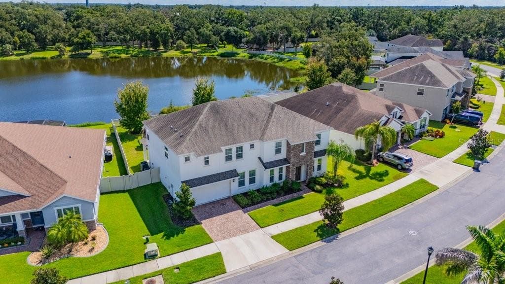Single Family Residence at 5412 CAMBERWELL LN, RIVERVIEW, photo 52 of 70