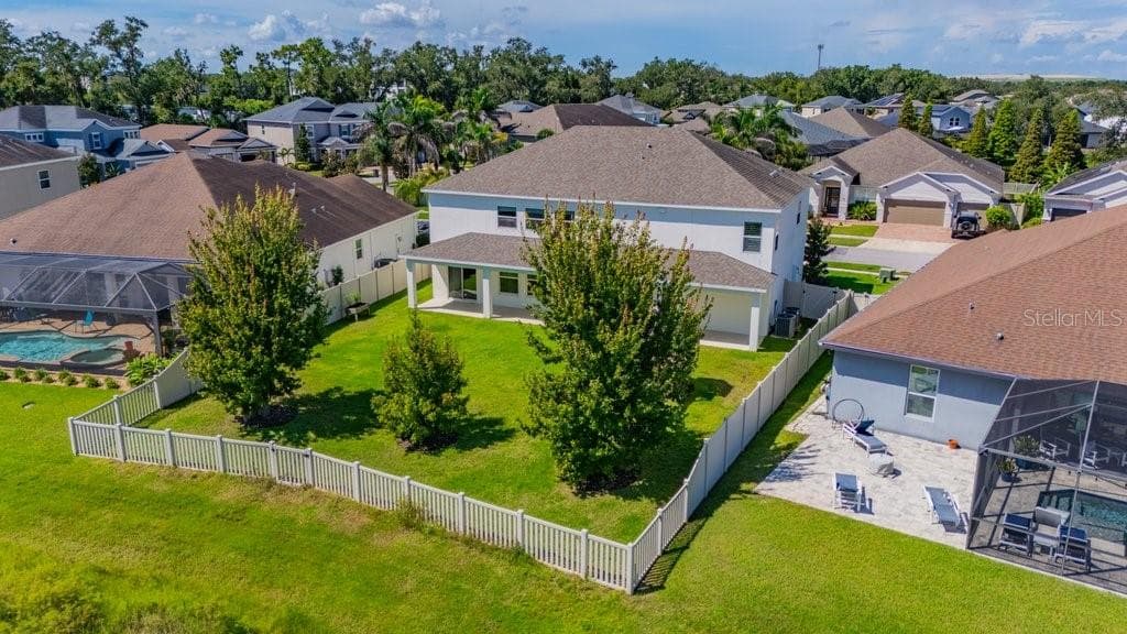 Single Family Residence at 5412 CAMBERWELL LN, RIVERVIEW, photo 55 of 70