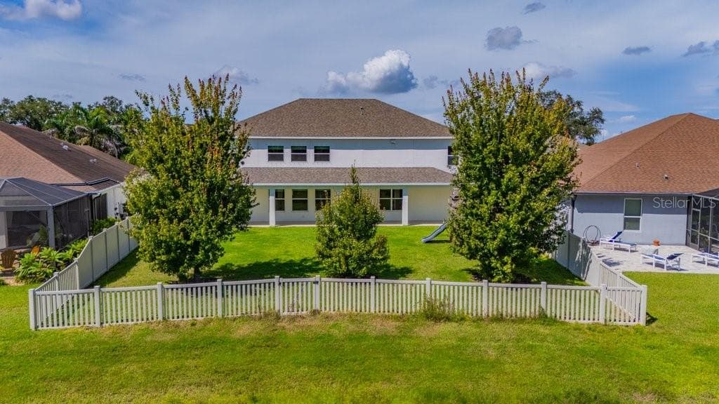 Single Family Residence at 5412 CAMBERWELL LN, RIVERVIEW, photo 56 of 70
