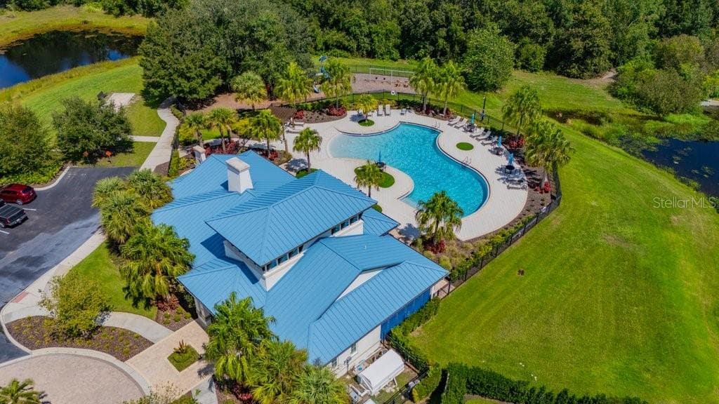Single Family Residence at 5412 CAMBERWELL LN, RIVERVIEW, photo 64 of 70