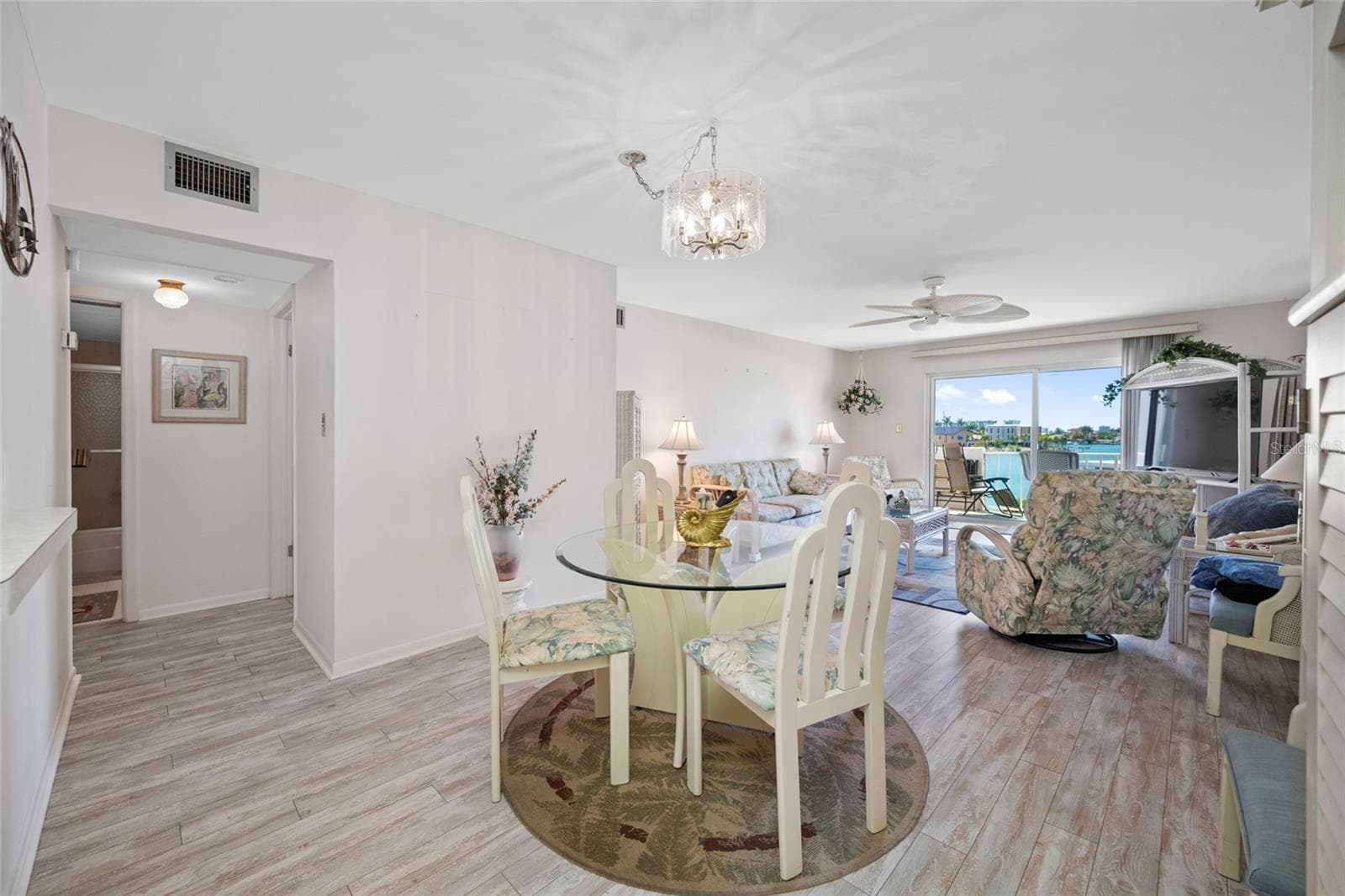 Condominium at 285 107 AVE #306, TREASURE ISLAND, photo 11 of 36