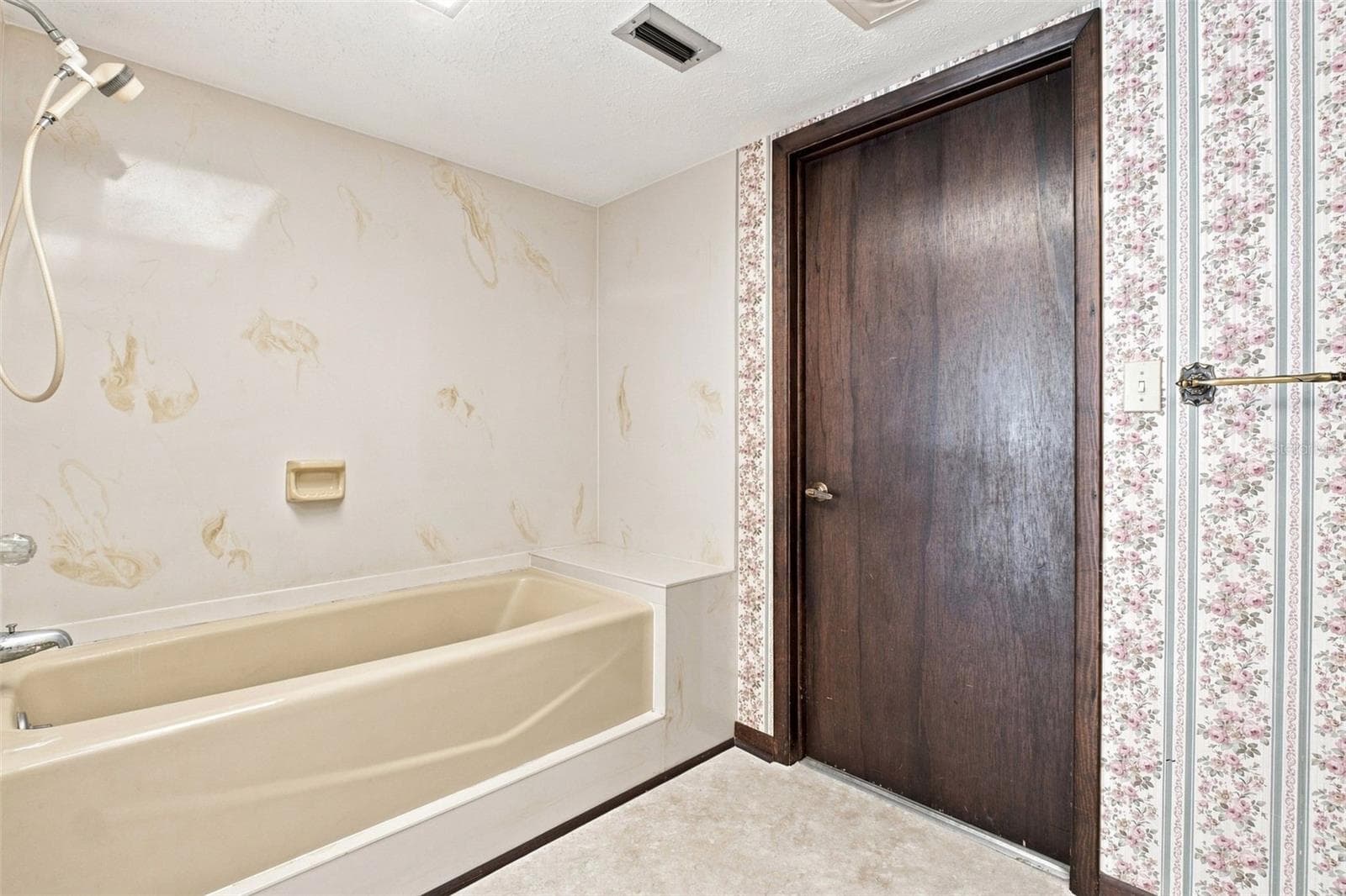 Single Family Residence at 15301 LAKE MAURINE DR, ODESSA, photo 20 of 60