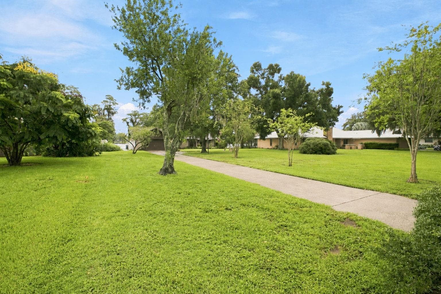 Single Family Residence at 15301 LAKE MAURINE DR, ODESSA, photo 49 of 60